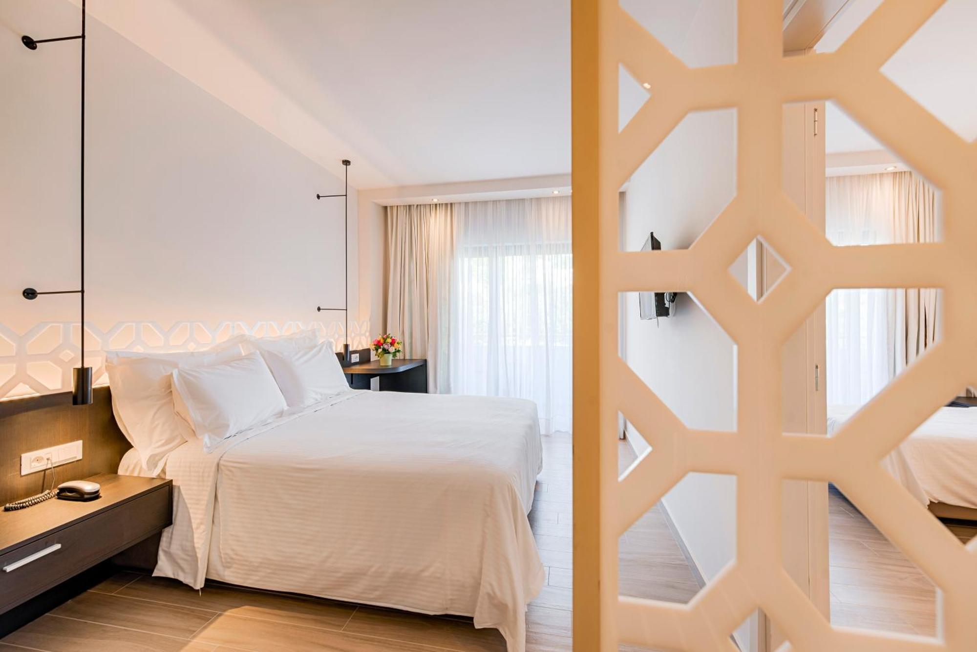 Esperides Hotel